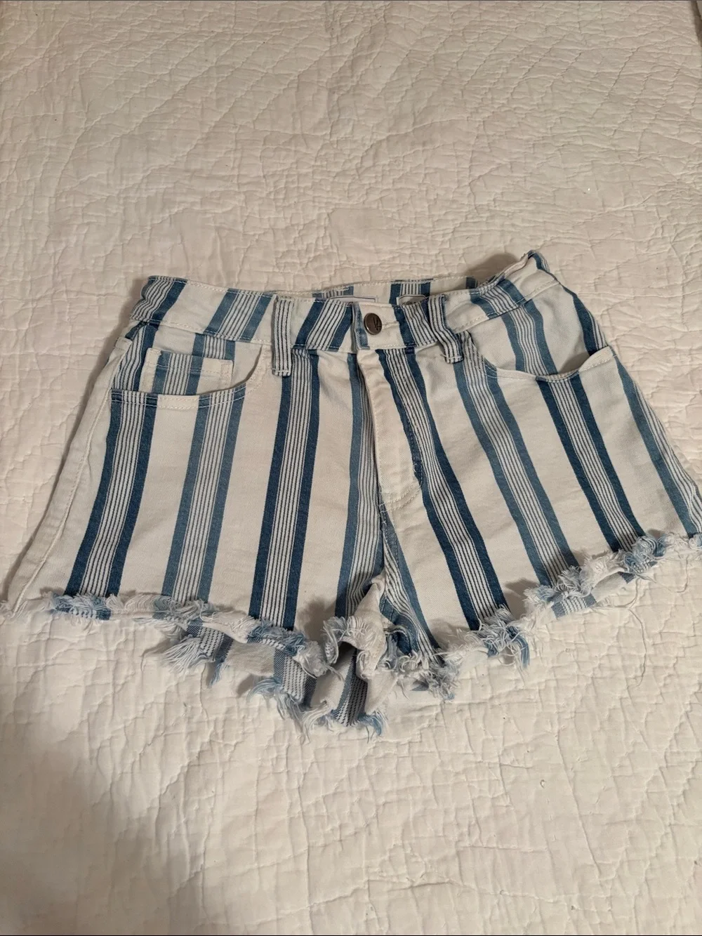 KanCan‎ Blue & White Striped Frayed Hem Jean Shorts